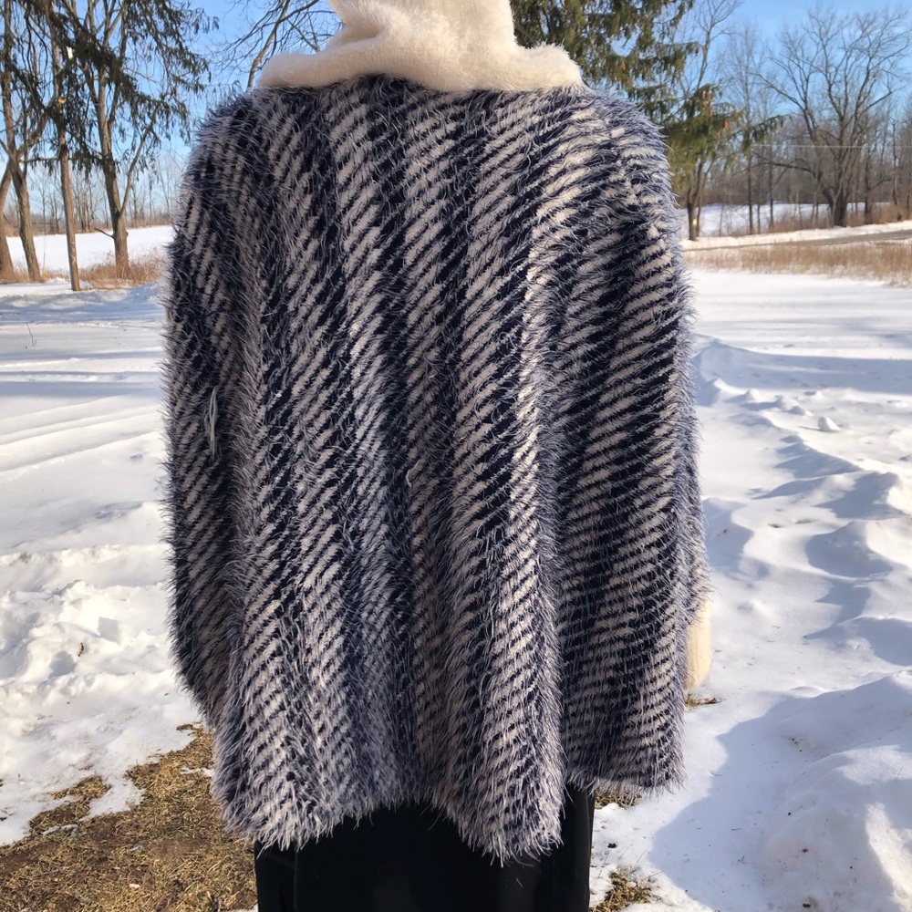 EUC Sweater - Picture 8 of 8